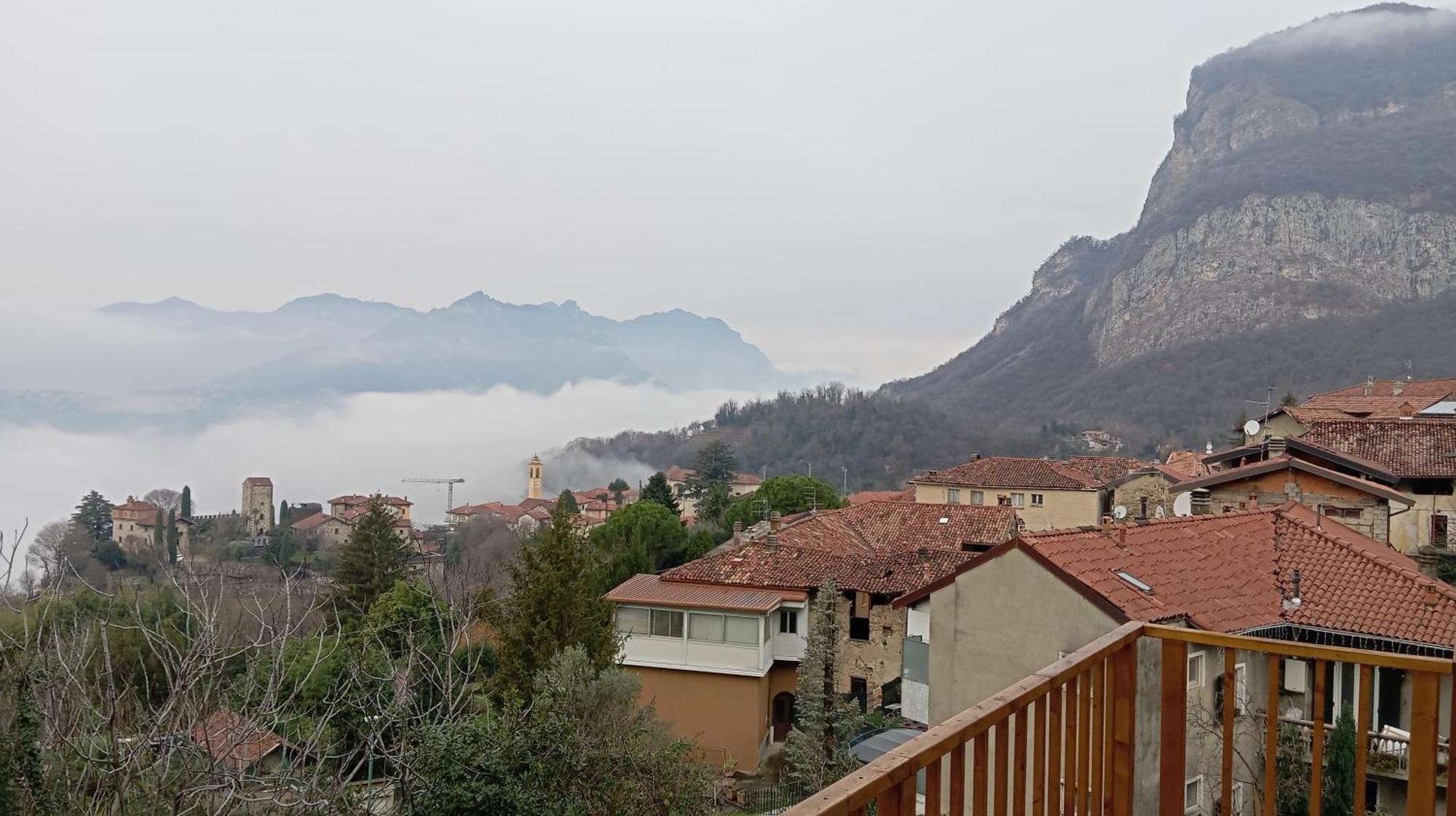 La Dimora Dei Due Laghi Bed and Breakfast Calolziocorte Eksteriør billede